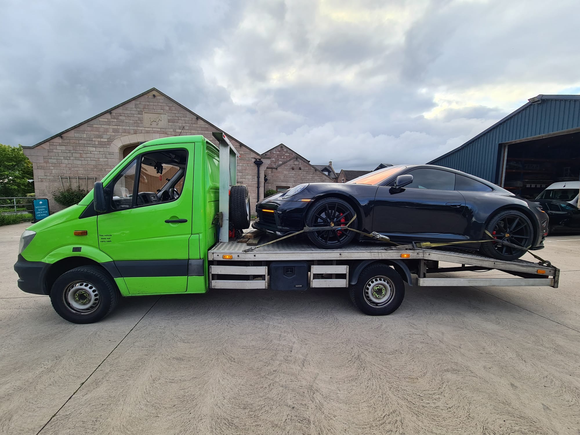 MW Recovery Car Image-19