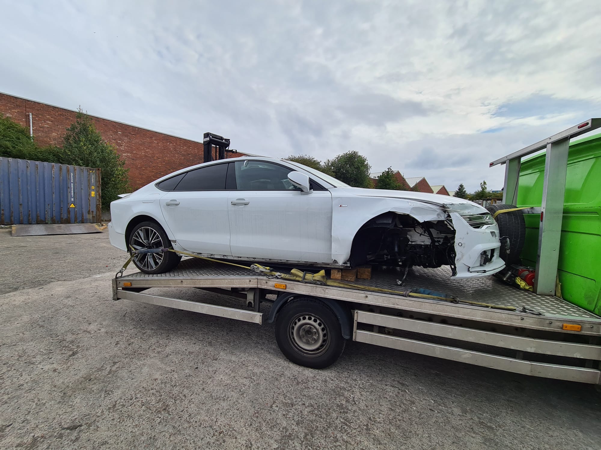 MW Recovery Car Image-32